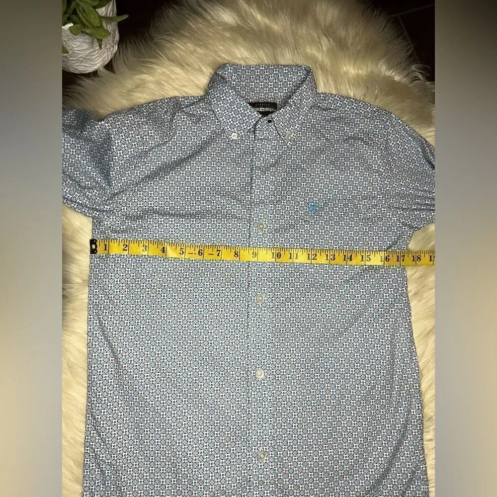 Ariat stretch geo print long sleeved button down western shirt Sz large (14-16)